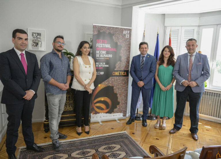 Valverde aprecia en el Festival de Cine de Almagro una oportunidad para retener el talento joven