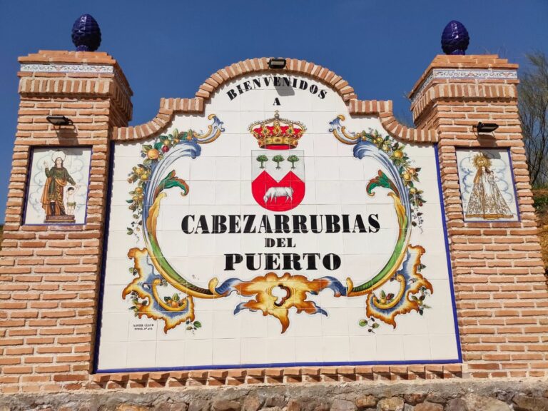 IU acusa al el equipo de Gobierno de Cabezarrubias del Puerto de utilizar a los trabajadores para justificar su “incompetencia”