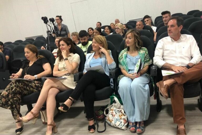 Los ocho espacios coworking de C-LM apoyan el inicio de 96 proyectos de más de un centenar de emprendedores de la región