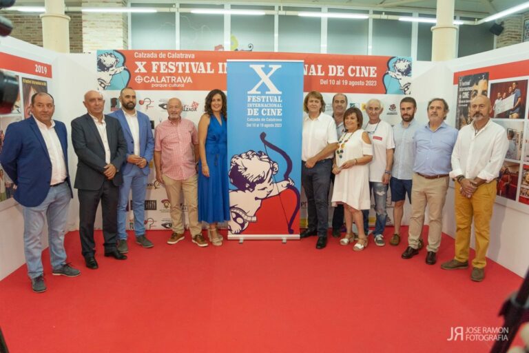 El X Festival Internacional de Cine arranca por todo lo alto tras una emocionante inauguración