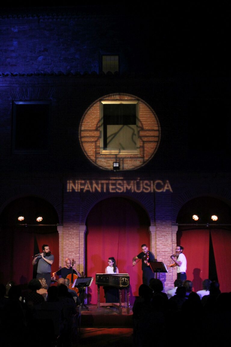 El grupo Anacronía teletransporta al público de Infantes Música a otra época devolviendo a la vida obras que yacían olvidadas