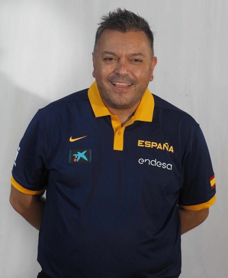 Lucas Fernández no será el entrenador del Basket Cervantes Ciudad Real esta temporada