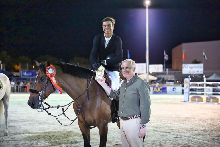 Pedro Antonio Mateos, ganador del Premio Ayuntamiento de Ciudad Real del Concurso Hípico Nacional