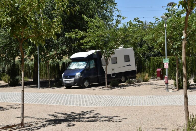 El alcalde de Miguelturra anuncia que el parking de autocaravanas de Peralvillo está en funcionamiento