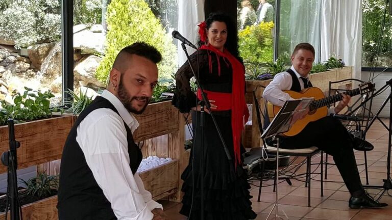 Puertollano: El cuadro flamenco de Carmen Macareno actúa esta noche en «Música en la calle»