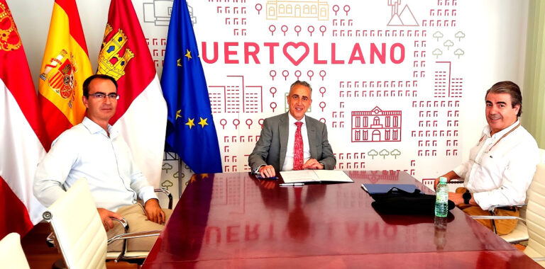 El Ayuntamiento de Puertollano entrega 3.000 euros a la Cofradía de Caballeros de la Virgen de Gracia para «impulsar las tradiciones»