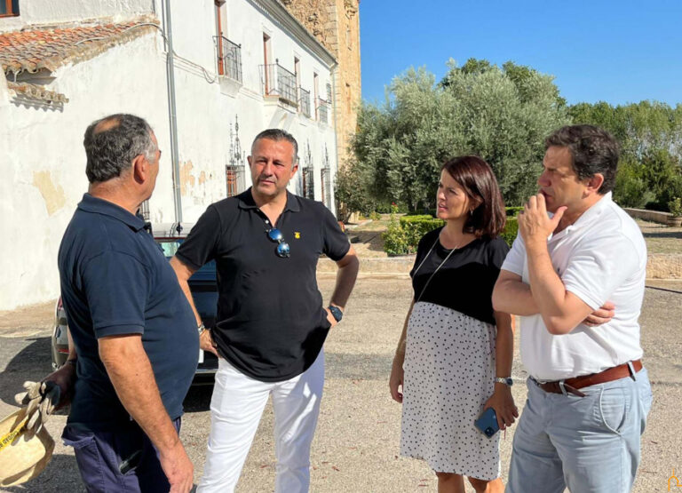 El Equipo de Gobierno de Diputación visita la Finca Galiana para estudiar y programar acciones que atajen su abandono