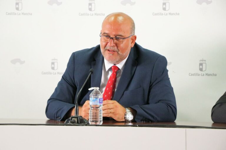 Castilla-La Mancha pondrá en marcha un programa pionero de farmacia a domicilio con la creación de 150 nuevos botiquines en el medio rural