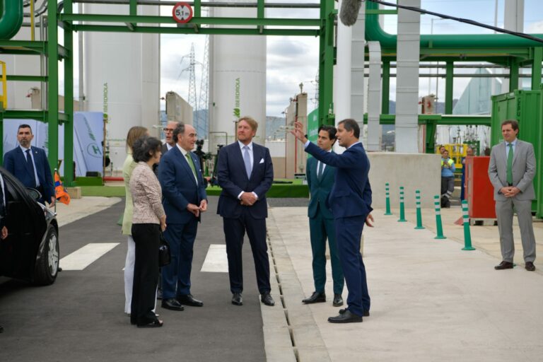 Iberdrola «acelera» la producción de hidrógeno verde en su planta de Puertollano