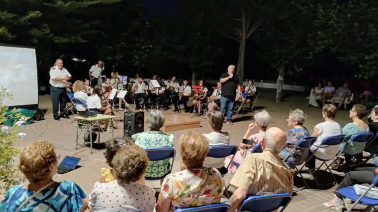 Fuencaliente se llenó de música ensalzando la Plaza del Mirador como espacio turístico y cultural