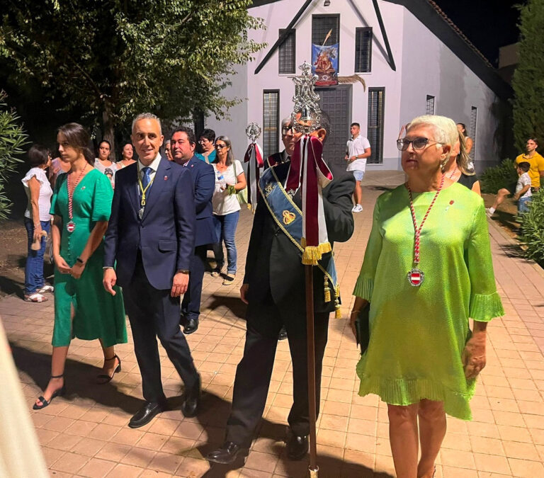 Puertollano: Miguel Ángel Ruiz asiste a la procesión de la Virgen de la Cabeza