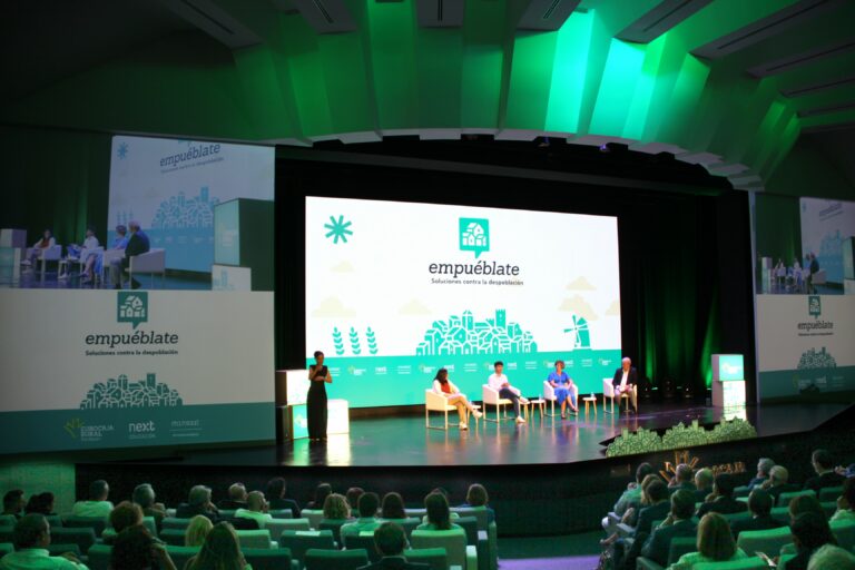 Vuelve `Empuéblate´ para compartir experiencias sobre el reto de la despoblación, en colaboración con Next Educación y Minsait