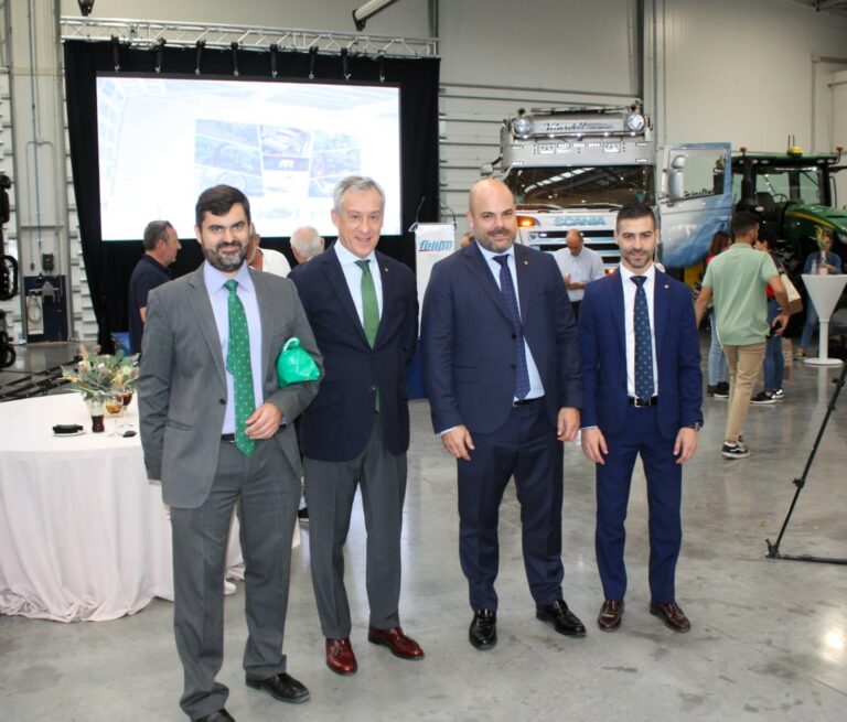 Eurocaja Rural asiste a la inauguración de las nuevas instalaciones de ‘Automoción Felipe’