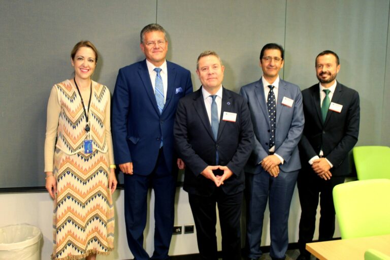 García-Page solicita en Bruselas la flexibilización de los fondos de solidaridad para paliar los efectos de fenómenos como la DANA