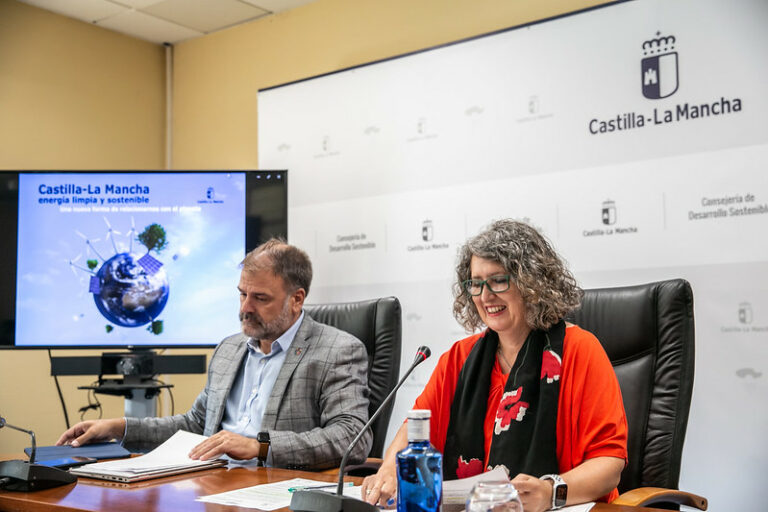 El Gobierno regional pone a disposición ayudas de 20 millones de euros para instalaciones ligadas al autoconsumo y a las energías renovables térmicas