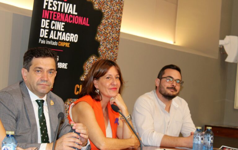 Blanca Fernández destaca el potencial económico de la provincia de Ciudad Real para la industria cinematográfica con 400 localizaciones