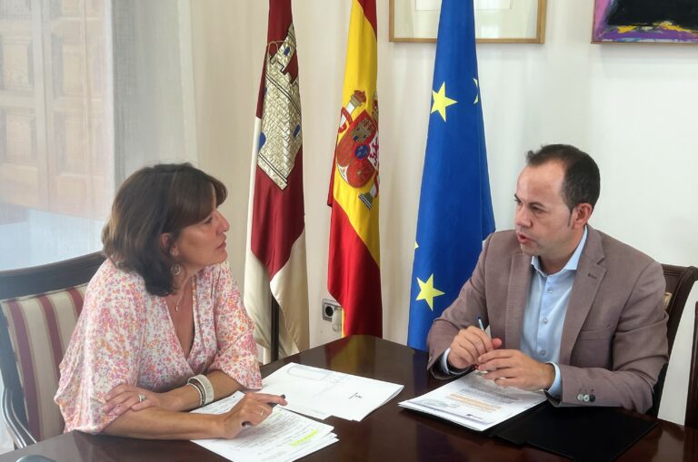 Blanca Fernández se compromete a seguir fortaleciendo lazos con el Ayuntamiento de Herencia por el bienestar de la ciudadanía