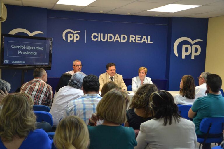 Valverde: “nuestro compromiso está con la unidad y la igualdad de todos los españoles”