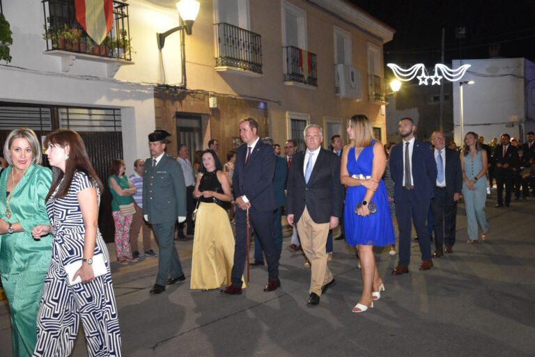 Cañizares acompaña a los vecinos de Miguelturra en su día grande