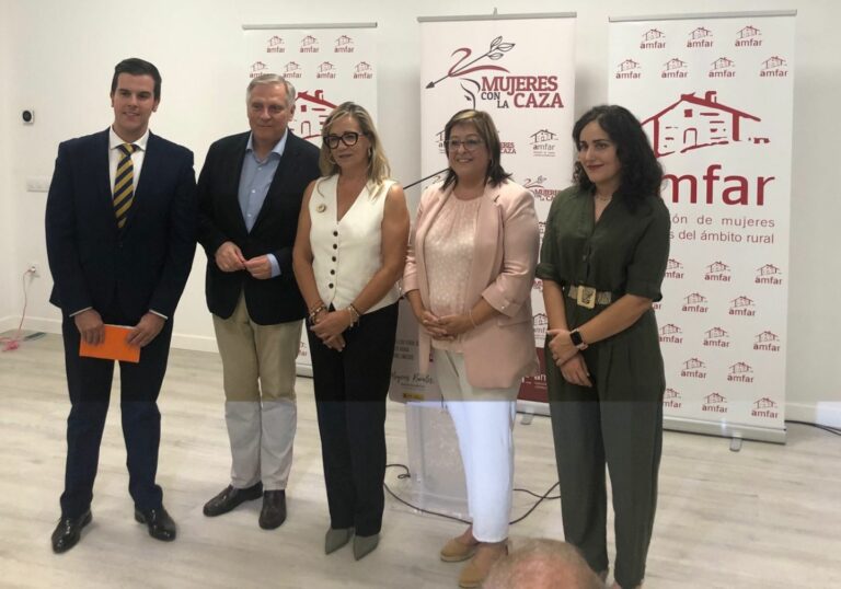 Cañizares en Fercatur: “El futuro del mundo rural está ligado a la caza”