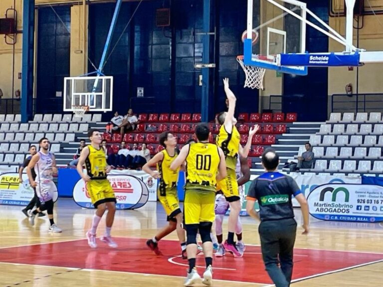 El Basket Cervantes Ciudad Real vende cara su derrota en las semifinales del Trofeo Diputación