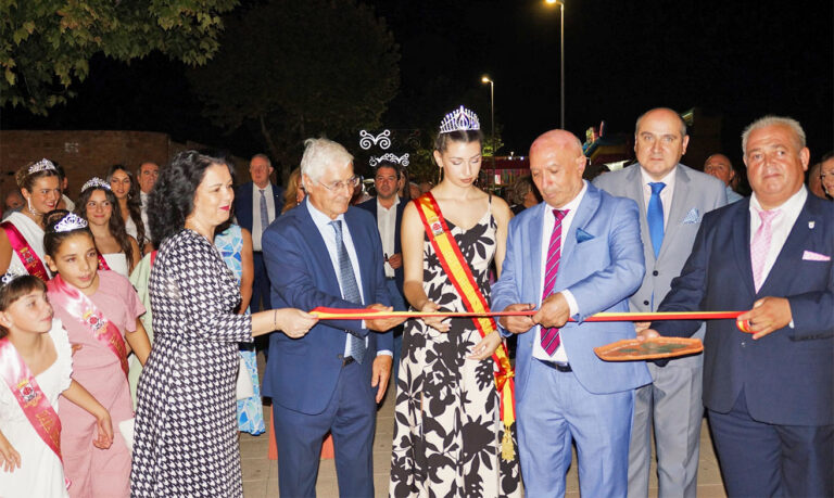 José María Barreda retrató magistralmente la historia, el patrimonio y la cultura de Aldea del Rey