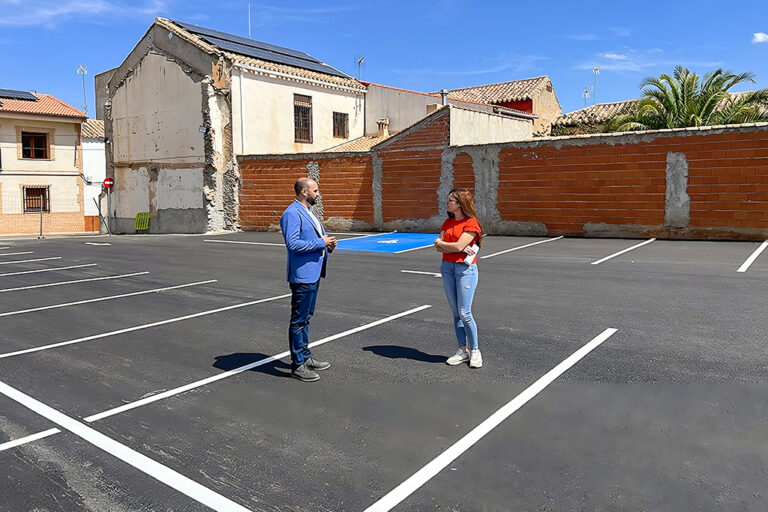 El Ayuntamiento de Argamasilla de Calatrava habilita un nuevo parking público en la calle Pinto