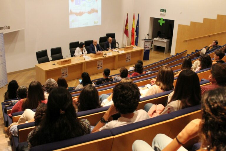 El Gobierno de Castilla-La Mancha pone en valor el trabajo conjunto de los profesionales para la mejora de la Atención Primaria