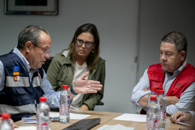 El Gobierno regional continúa poniendo a disposición de los municipios todos los medios a su alcance para paliar los efectos de la DANA