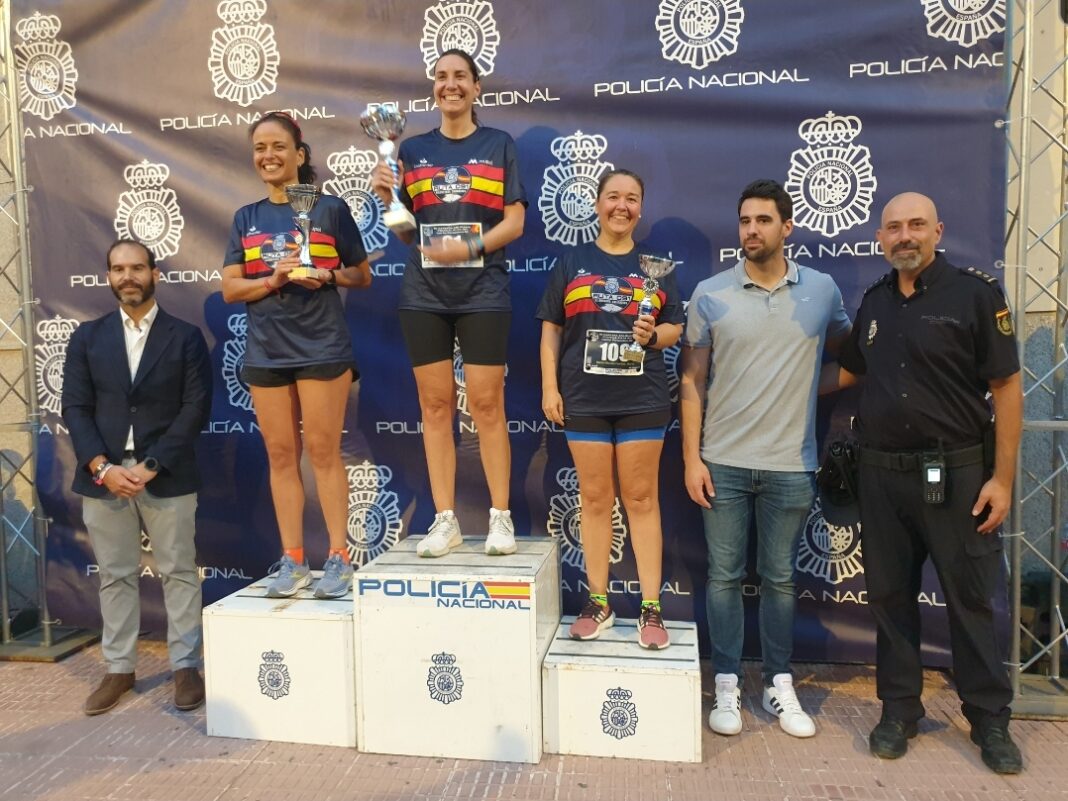 POLICIAS-MUJERES-1ra-Sara-Colado