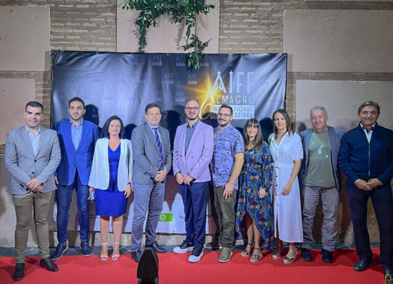 El presidente de la Diputación apoya una vez más al Festival de Cine de Almagro con su presencia en la clausura
