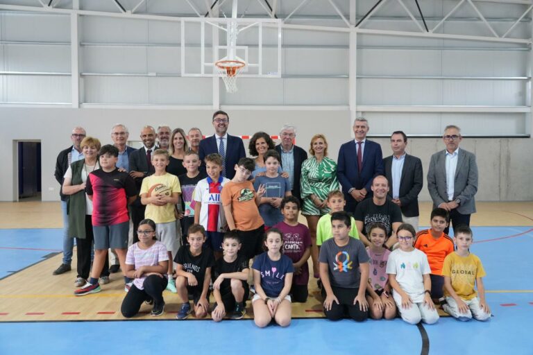 El Gobierno regional llegará este curso escolar a alrededor de 360 centros educativos a través de la convocatoria de Proyectos Escolares Saludables