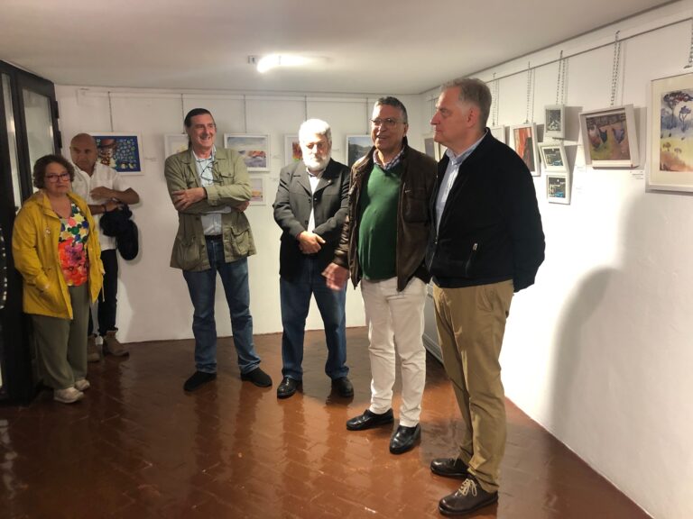 Cañizares acompaña a la Asociación de Amigos de la pintura López-Villaseñor en la inauguración de su exposición