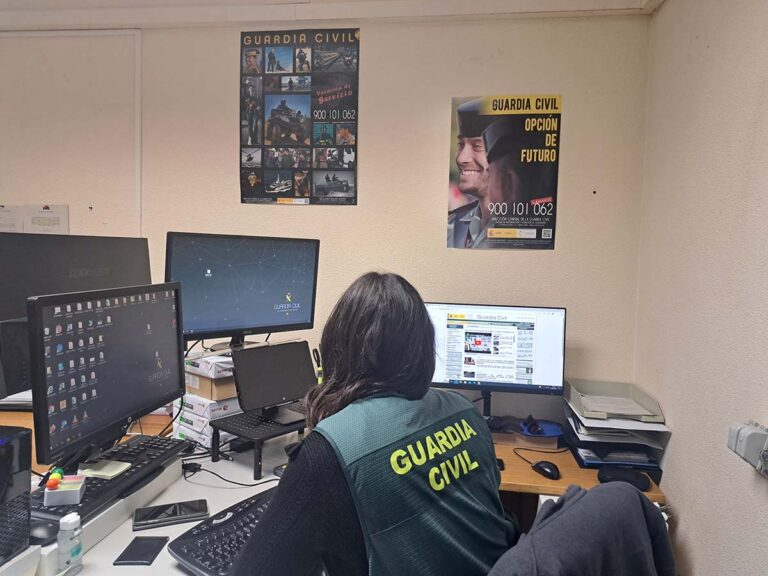 La Guardia Civil alerta de estafas de hasta 18.000 euros a ganaderos que compran forraje a través de redes sociales
