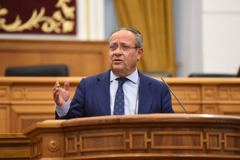 El Gobierno regional está movilizando más de 200 medios y cerca de 700 efectivos para trabajar en las labores de recuperación de los municipios más afectados por la DANA