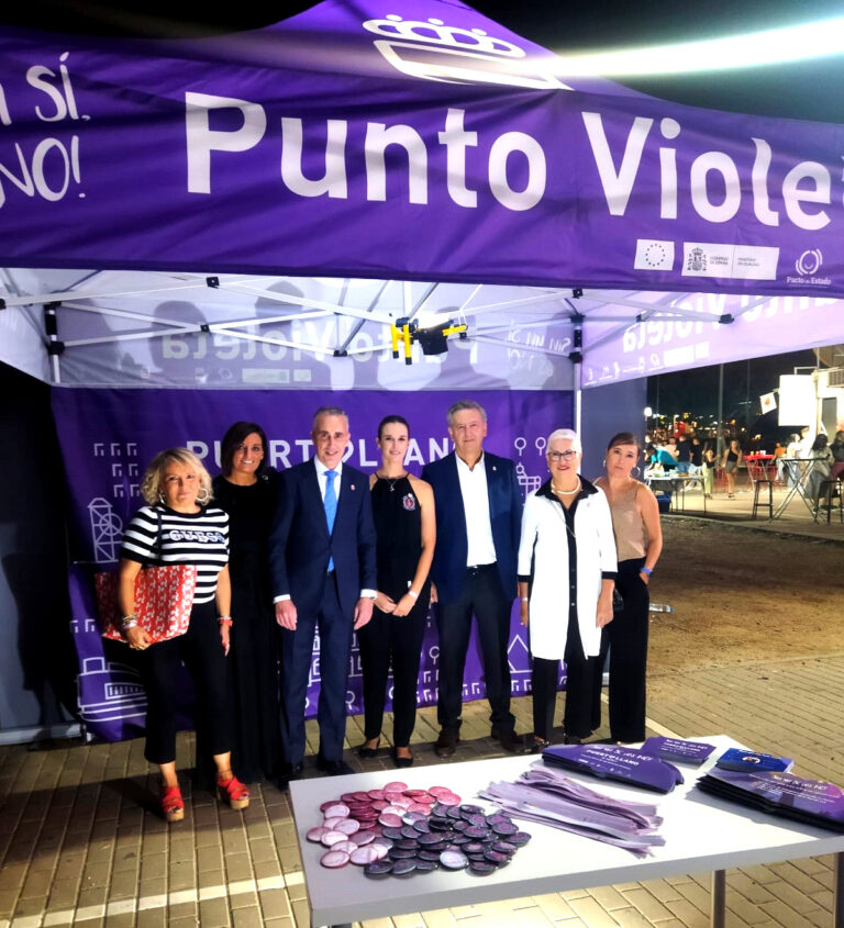 El Punto Violeta de Puertollano invita a vivir unas fiestas sin agresiones sexistas