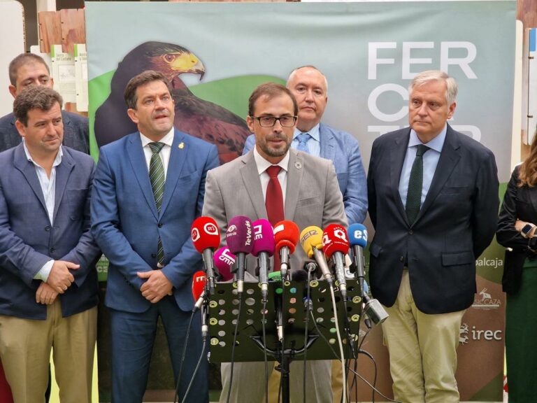 El Gobierno regional impulsa la formación de nuevos cazadores y cazadoras, especialistas en control de depredadores y vigilantes de cotos de caza