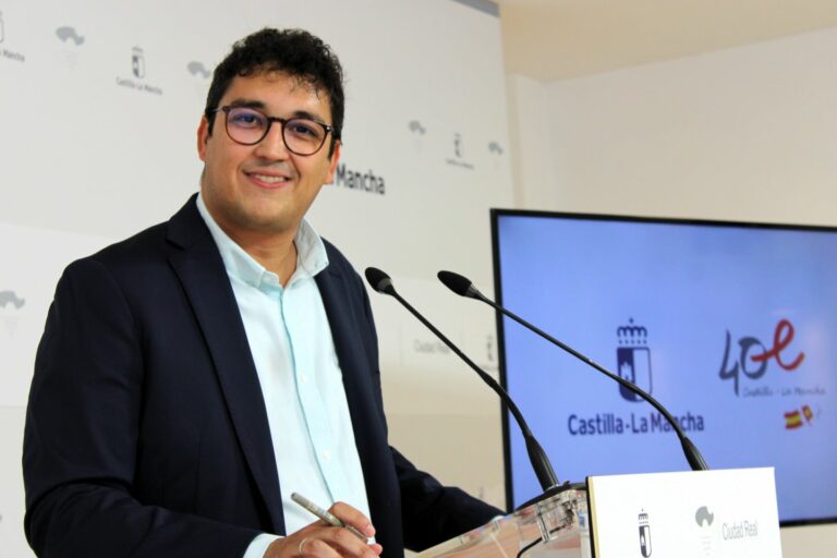 La Junta destina 4,9 millones de euros en ayudas a los ayuntamientos de Ciudad Real para la atención a las personas mayores