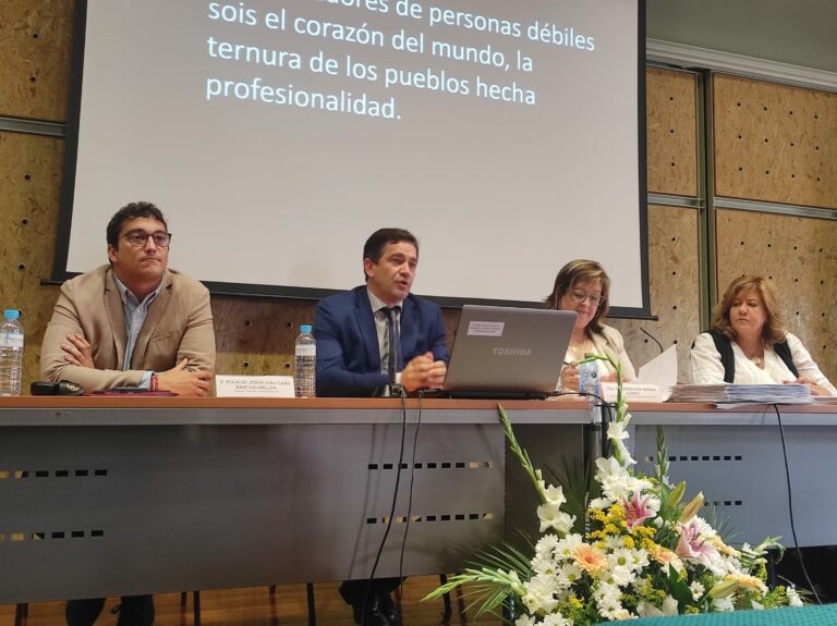 El Gobierno de Castilla-La Mancha contribuye con casi 144.000 euros a la formación de 400 auxiliares de ayuda a domicilio en Ciudad Real