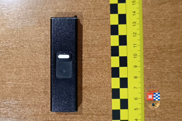 La Policía Local de Argamasilla de Alba incauta un ‘taser’ a un menor