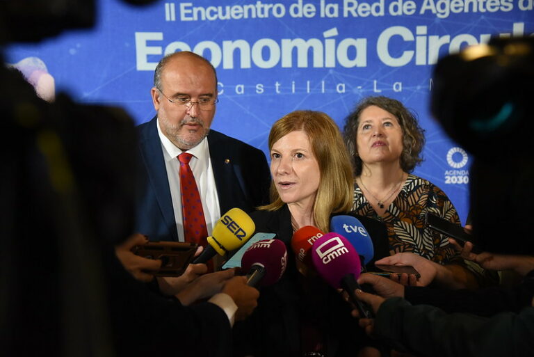 El Gobierno regional resolverá antes de final de año una convocatoria de ayudas de 16 millones de euros para mejorar la gestión de residuos 