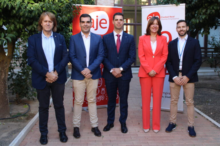 Blanca Fernández anuncia ayudas de 9 millones a 280 empresas de la provincia de Ciudad Real que permitirán generar 202 empleos y mantener otros 3.000