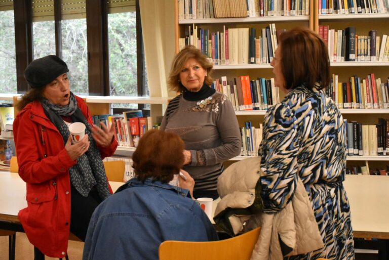 Encuentro de lectores por el Día de la Biblioteca