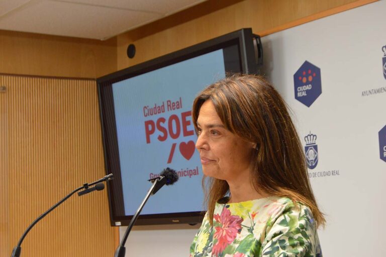 «Si el Gobierno del PSOE no hubiera hecho las obras de la Plaza Cervantes, todos los edificios de la zona tendrían problemas»