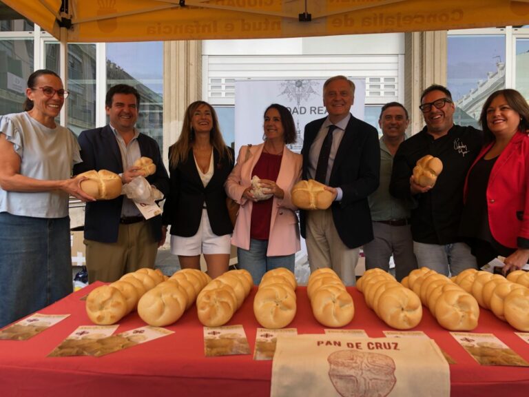 El ‘Pan de Cruz’ protagonista en el Día Mundial del Pan
