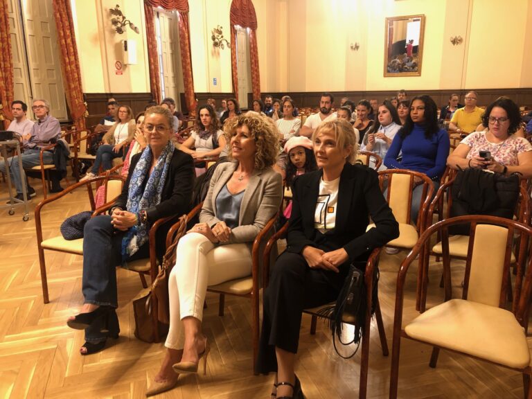 Las entidades de la mesa del Plan Local de Inclusión Social se forman en educación en la era digital