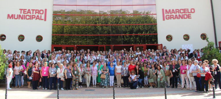 Merino: «Las mujeres que viven y trabajan en su pueblo son las que más han hecho por la igualdad»
