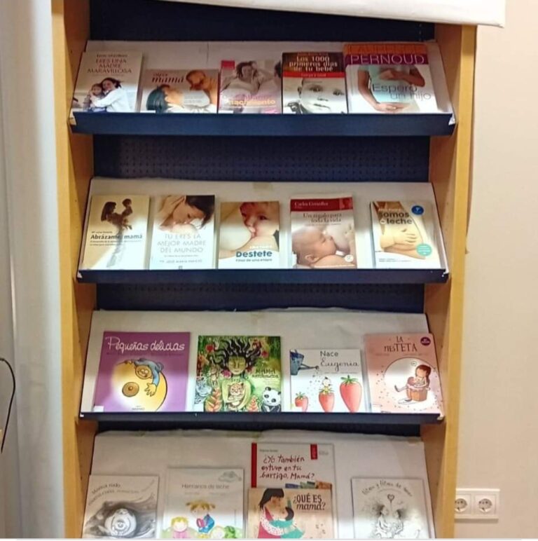 Oro Blanco promueve las Estanterías Blancas en las bibliotecas públicas de la región