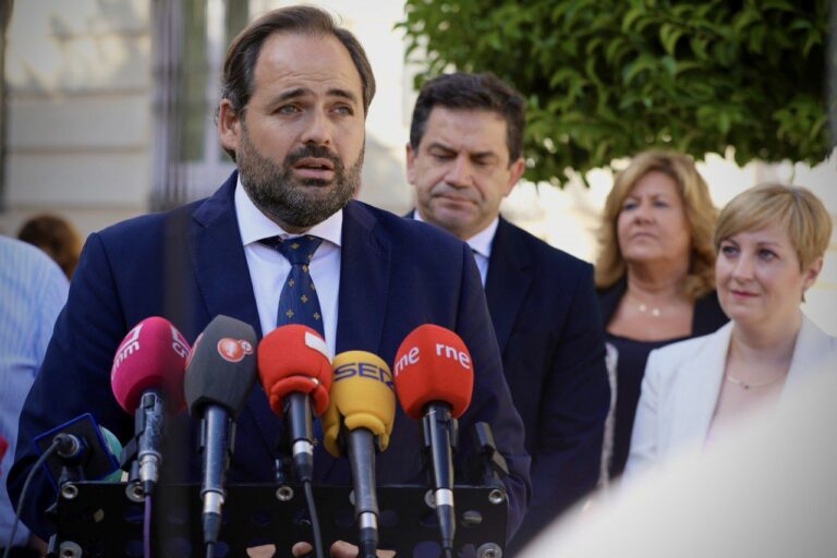 Núñez anuncia que propondrá a las Cortes aprobar una declaración institucional a favor de la igualdad de los españoles y en contra de la amnistía y un referéndum