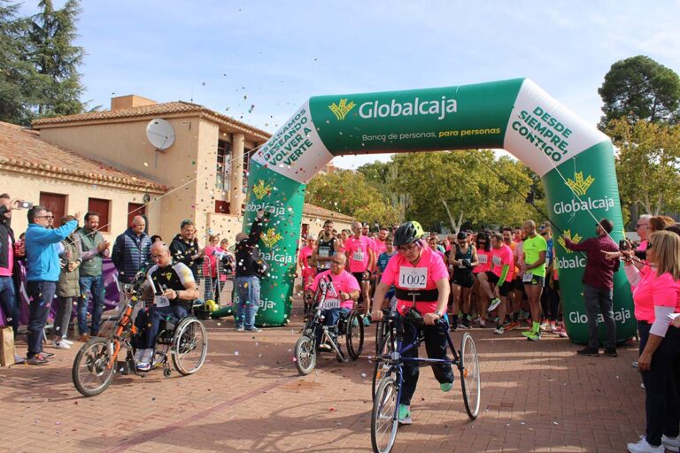 La Fundación Globalcaja Albacete colabora con la XV Carrera por la Salud de la Mujer dentro de su compromiso con AMAC